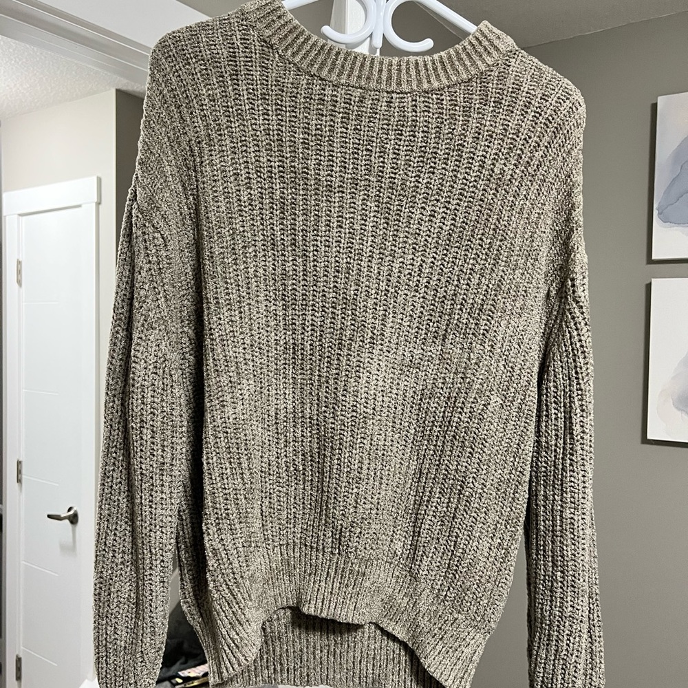 Aritzia (Wilfred): Essential Chenille Sweater - Picture 2 of 4